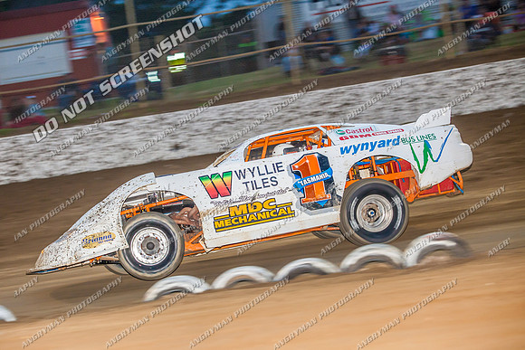 super sedan 22 t22 callum harper - 14 - Latrobe - 17th Jan 2014-8