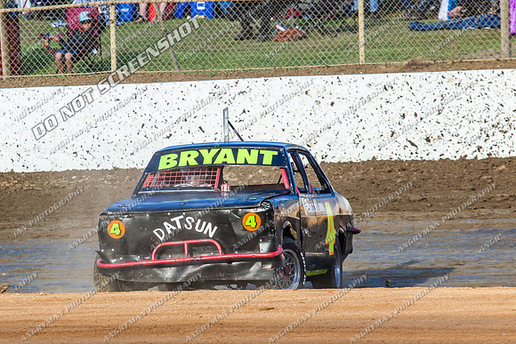 Junior 4 T4 - 15 - Latrobe - 18th Jan 2014-2