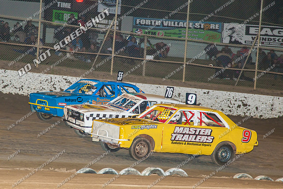 Junior 9 T9 - 15 - Latrobe - 18th Jan 2014-6