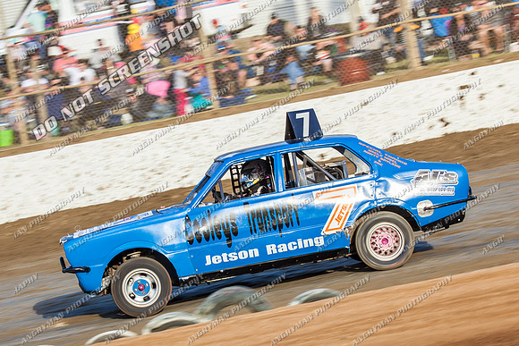 Junior 7 T7 - 15 - Latrobe - 18th Jan 2014-5