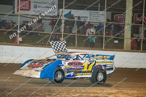 super sedan 17 n17 lachlan onley - 15 - Latrobe - 18th Jan 2014-12