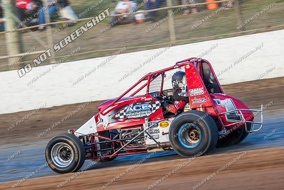 wingless 6 t6 chris breen - 15 - Latrobe - 18th Jan 2014-5