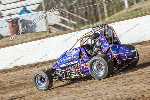 wingless 15 t15 brad herbert - 15 - Latrobe - 18th Jan 2014-4