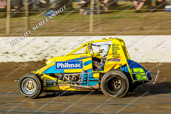 wingless 2 t2 bissett - 15 - Latrobe - 18th Jan 2014-3