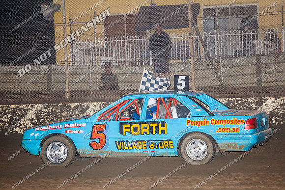 Street Stock 5 T5 - 16 - Hobart - 25th Jan 2014-11