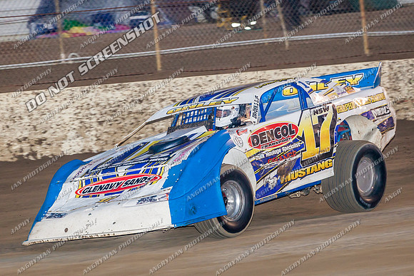 super sedan 17 n17 lachlan onley - 16 - Hobart - 25th Jan 2014-14