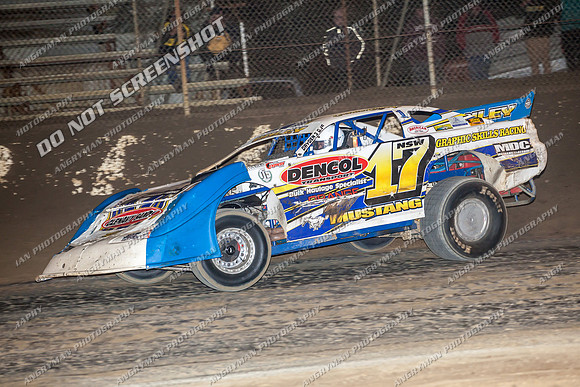 super sedan 17 n17 lachlan onley - 16 - Hobart - 25th Jan 2014-16