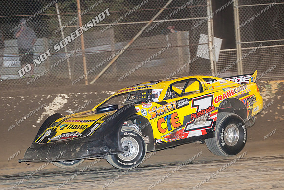 super sedan 1 aus1 matty pascoe - 16 - Hobart - 25th Jan 2014-21