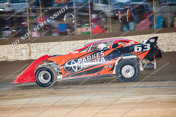 super sedan 63 n63 Tony Barklimore - 16 - Hobart - 25th Jan 2014-12