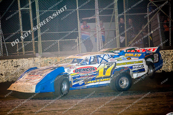 super sedan 17 n17 lachlan onley - 17 - Hobart - 26th Jan 2014-19
