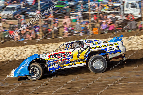 super sedan 17 n17 lachlan onley - 17 - Hobart - 26th Jan 2014-2