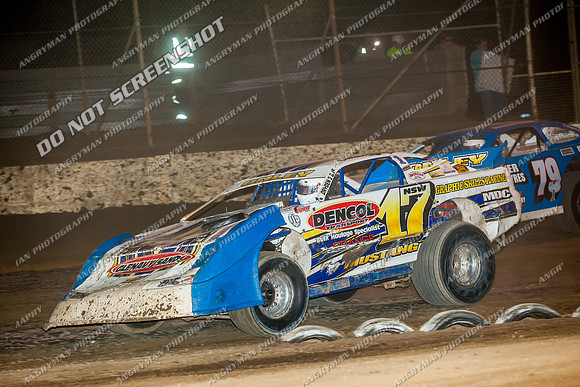 super sedan 17 n17 lachlan onley - 17 - Hobart - 26th Jan 2014-15