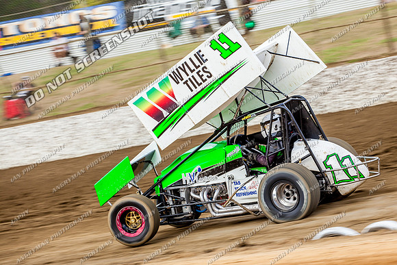 sprintcar 11 t11 Jason Redpath - 18 - Latrobe - 29th Jan 2014-4