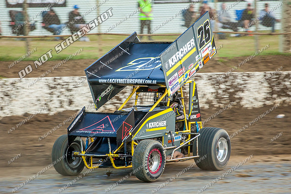 sprintcar 26 v26 nick lacey - 18 - Latrobe - 29th Jan 2014-8