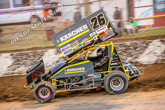 sprintcar 26 v26 nick lacey - 18 - Latrobe - 29th Jan 2014-14
