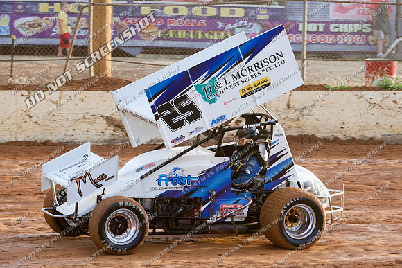sprintcar 25 t25 anthony frost - 21 - Carrick - 7th Feb 2014