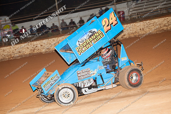 sprintcar 24 t24 shaun robins - 21 - Carrick - 7th Feb 2014-10
