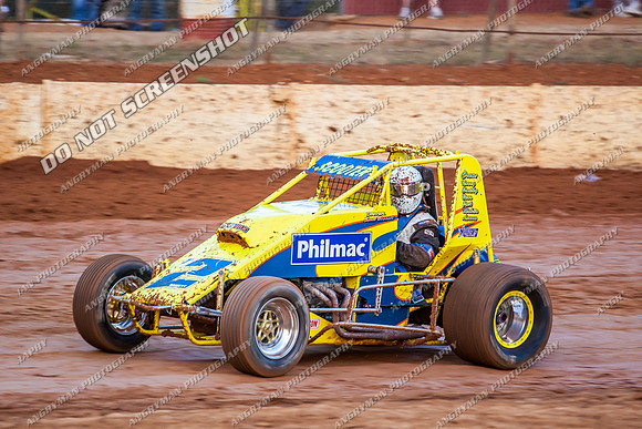 wingless 2 t2 bissett - 21 - Carrick - 7th Feb 2014-6