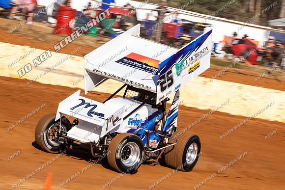 sprintcar 25 t25 anthony frost - 22 - Carrick - 8th Feb 2014