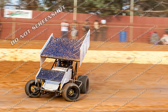 sprintcar 41 t41 damian robins - 22 - Carrick - 8th Feb 2014-2