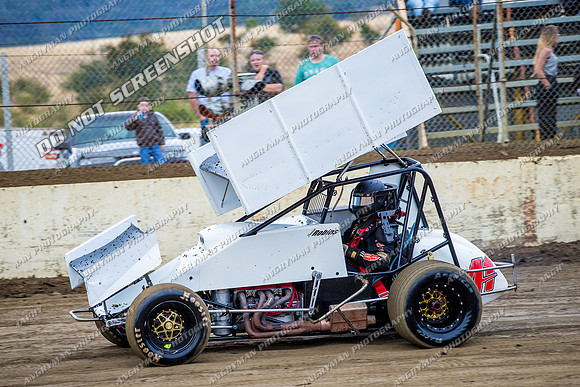 sprintcar 41 t41 damian robins - 23 - Hobart - 15th Feb 2014