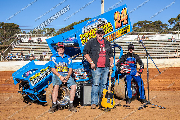 sprintcar 24 t24 shaun robins - 26 - Carrick - 22nd Feb 2014-2