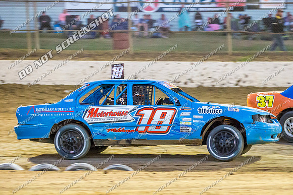street stock 18 m18 - 27 - Latrobe - 1st March 2013-9