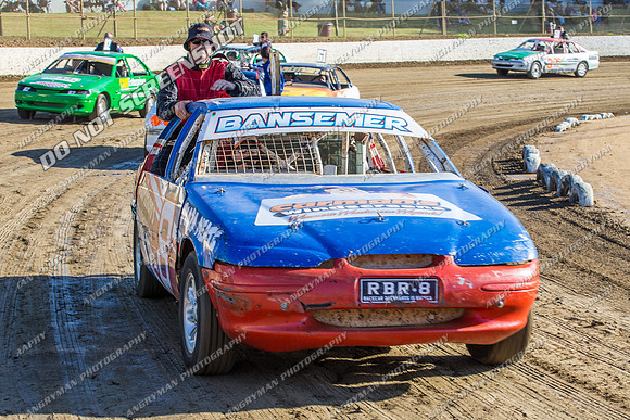 street stock 8 v8 - 27 - Latrobe - 1st March 2013