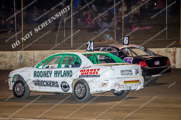 Street Stock 24 T24 - 30 - Hobart - 15th March 2014