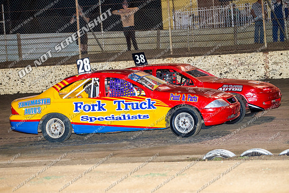 Street Stock 28 T28 - 30 - Hobart - 15th March 2014