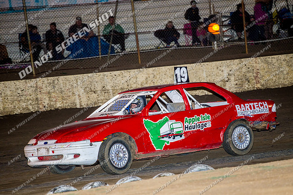 street stock 19  t19 - 30 - Hobart - 15th March 2014-5