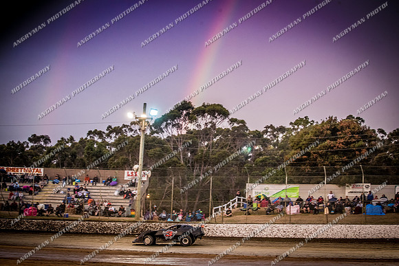 Super Sedan 3 V3 - 16 - Latrobe - 20th Jan 2018 - Grand Prix-8