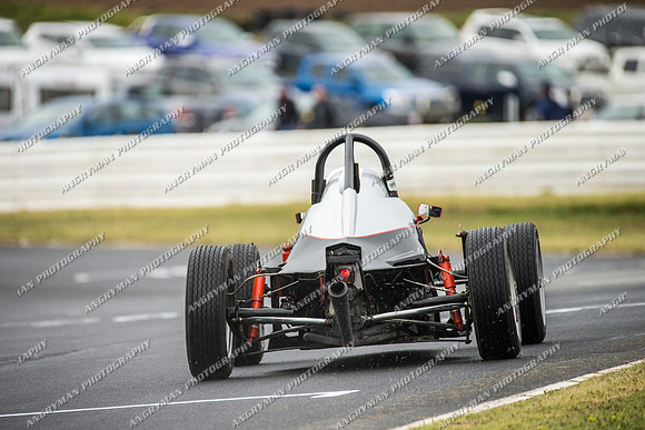 Formula Libre & Invited Racing - 2 John Pooley - Saturday - 1st october 2016-3