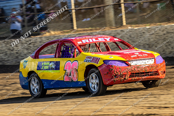 Street Stock 28 T28 - 12 - Latrobe - 15th Jan 2022