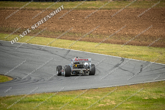 F5000 Group Q & R & Invited - 14 - Baskerville Historics 2024-25
