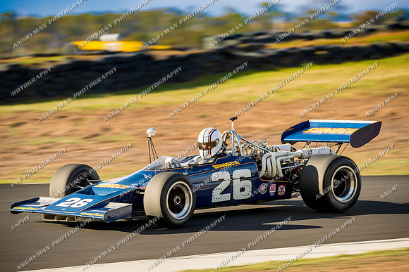 Historic Sports & Racing Cars - 26-33