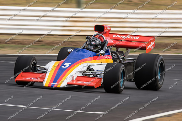 Historic Sports & Racing Cars - 5-2
