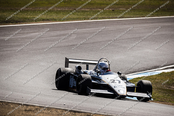 Historic Sports & Racing Cars - 27-13