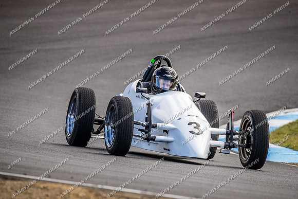 Historic Sports & Racing Cars - 3-5