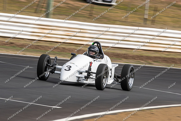 Historic Sports & Racing Cars - 3-2