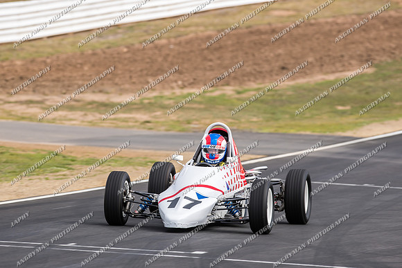 Historic Sports & Racing Cars - 17-3