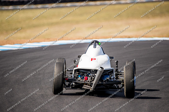 Historic Sports & Racing Cars - 3-10