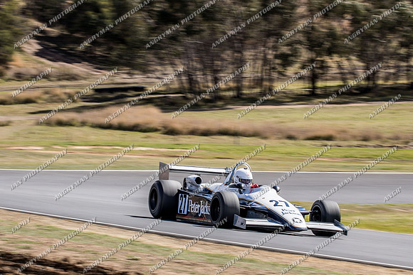 Historic Sports & Racing Cars - 27-10