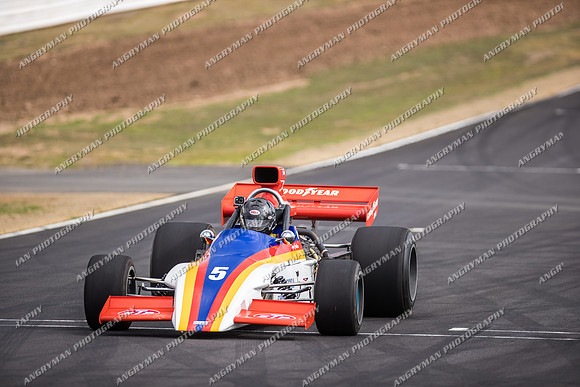 Historic Sports & Racing Cars - 5-8