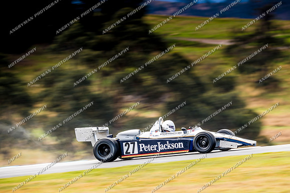 Historic Sports & Racing Cars - 27-27