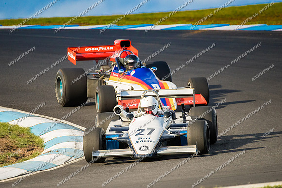 Historic Sports & Racing Cars - 27-38