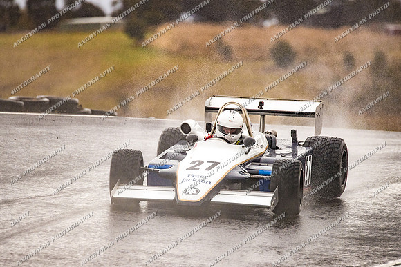 Historic Sports & Racing Cars - 27-17
