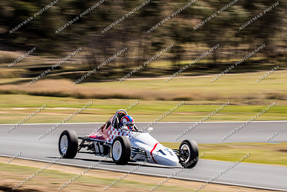 Historic Sports & Racing Cars - 17-7