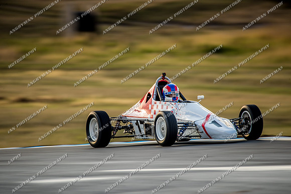 Historic Sports & Racing Cars - 17-22