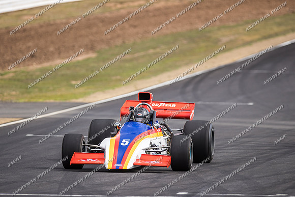 Historic Sports & Racing Cars - 5-7